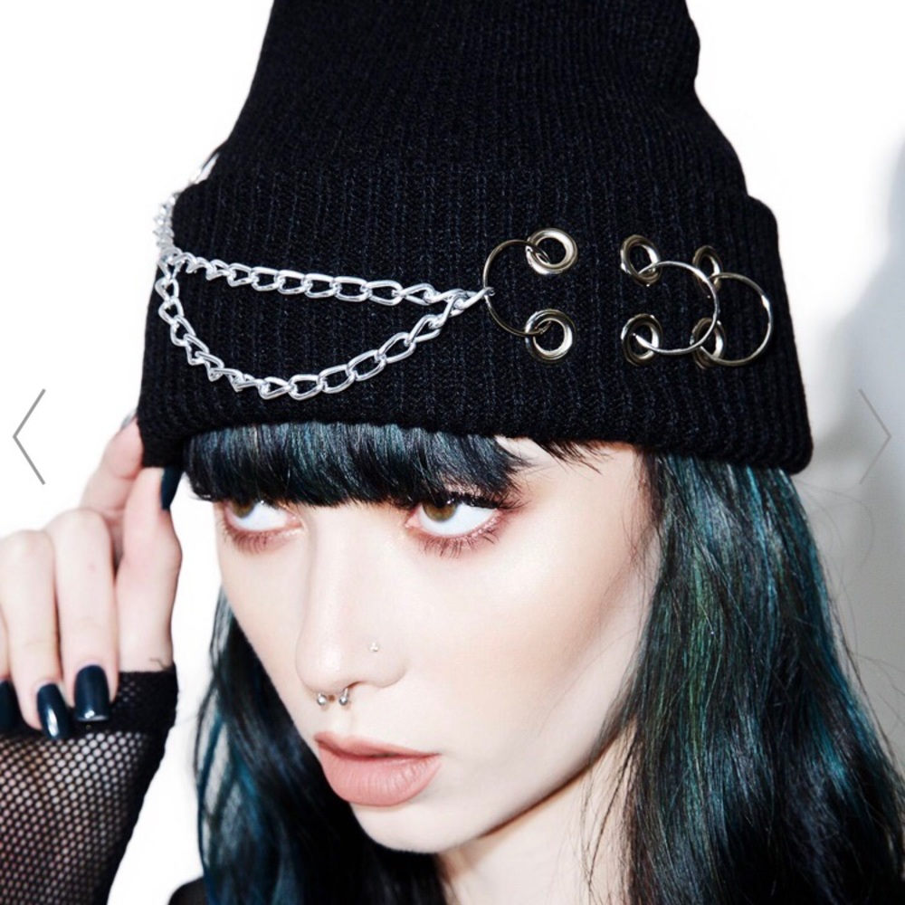 Dollskill Piercing Screamz Beanie